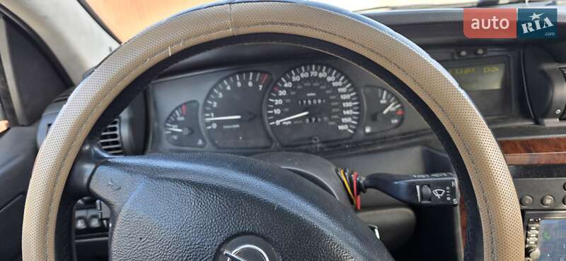 Универсал Opel Omega 2000 в Полтаве