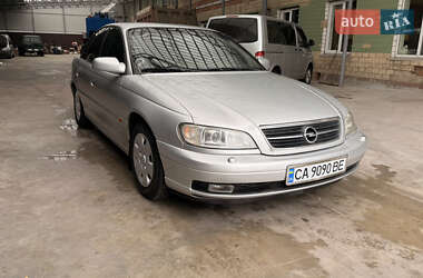 Седан Opel Omega 2000 в Умани