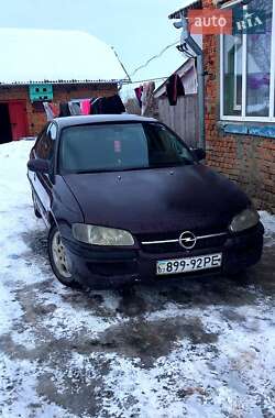 Седан Opel Omega 1995 в Гусятині