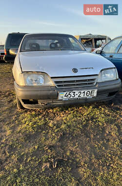 Седан Opel Omega 1989 в Одессе