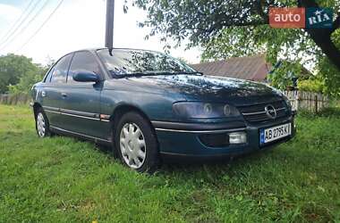 Седан Opel Omega 1996 в Мурованих Курилівцях