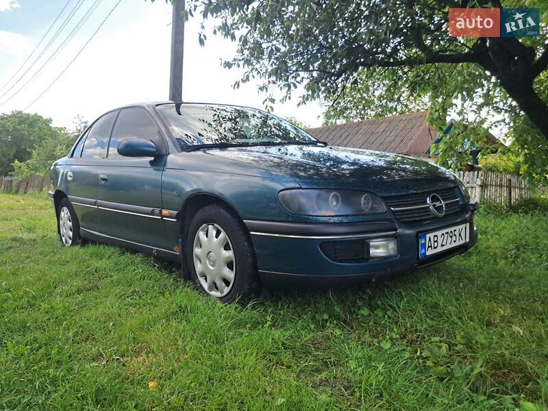 Седан Opel Omega 1996 в Мурованих Курилівцях