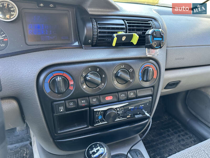 Седан Opel Omega 1995 в Мостиске фото 2 Седан Opel Omega 1995 в Мостиске