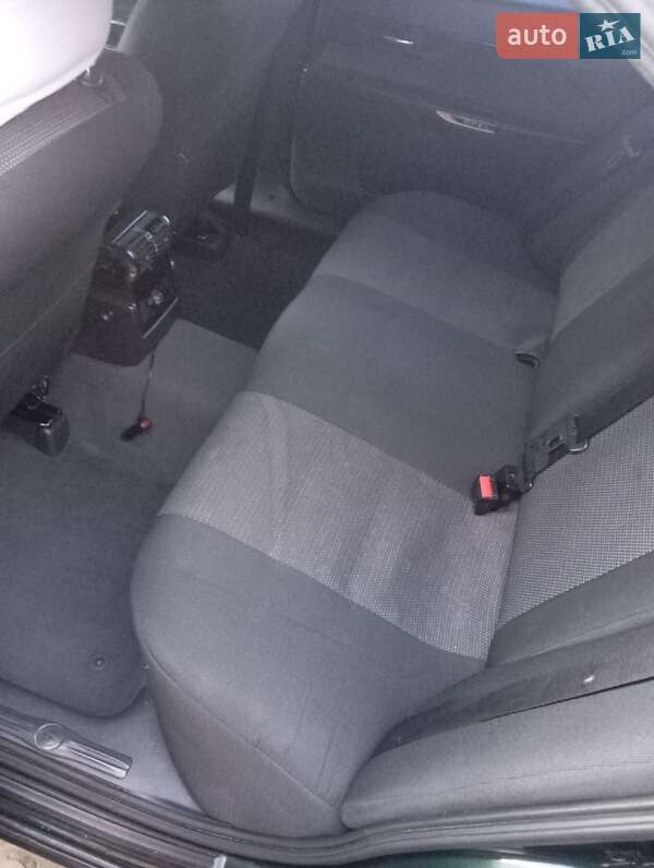 Седан Opel Omega 2003 в Дубно