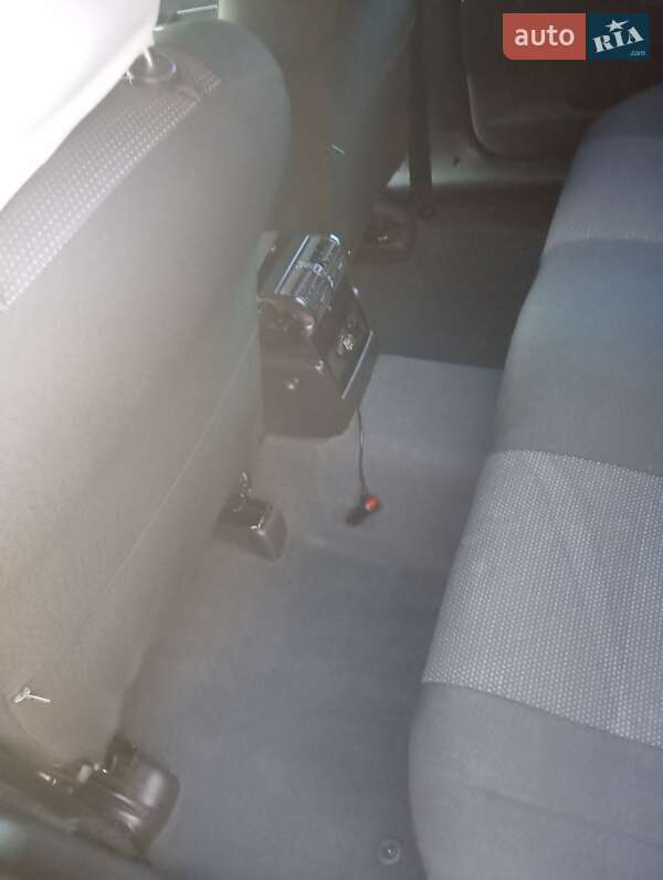 Седан Opel Omega 2003 в Дубно