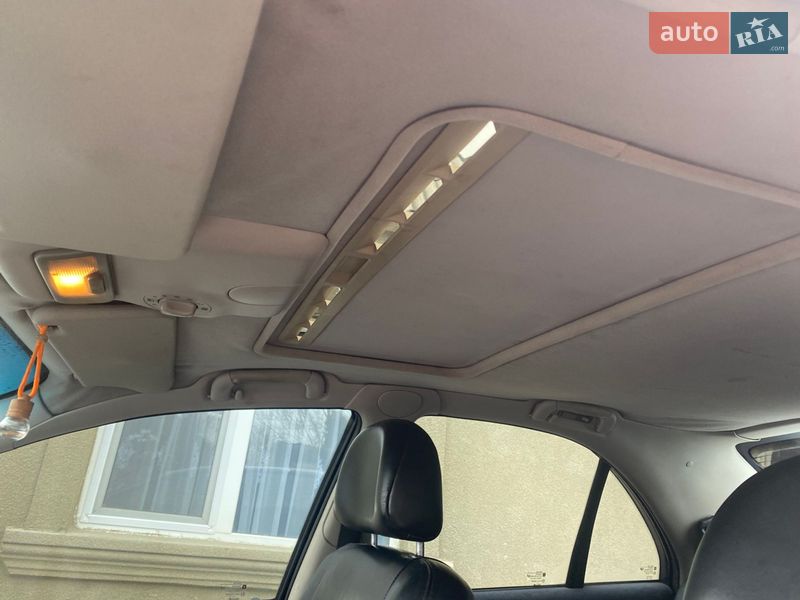 Седан Opel Omega 1998 в Чернівцях