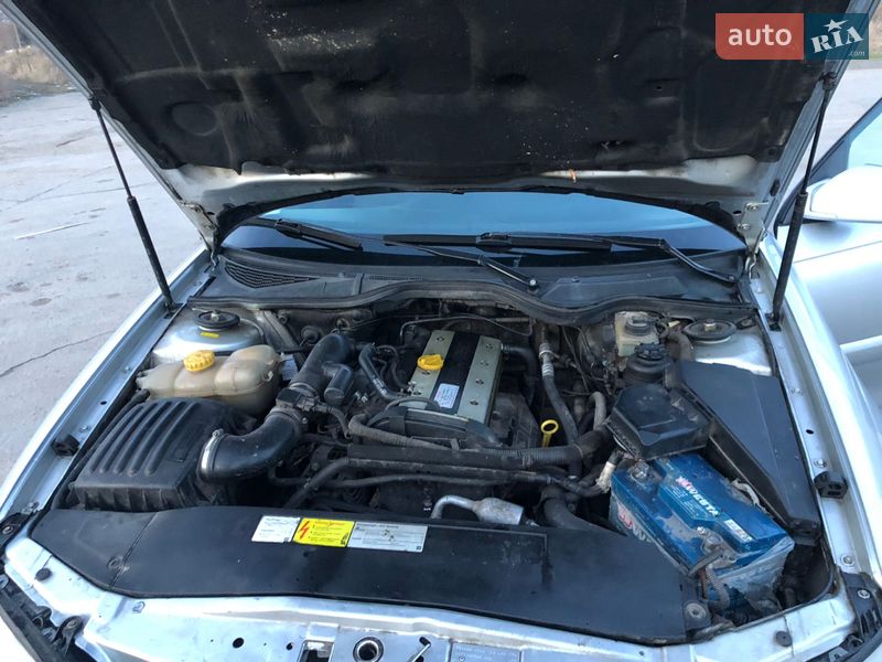 Седан Opel Omega 2001 в Виннице