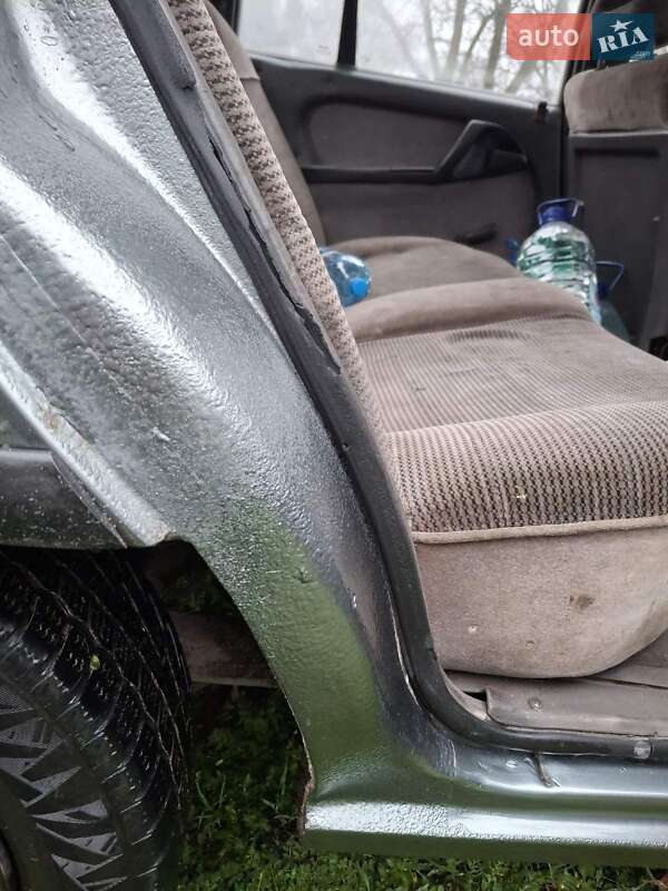 Універсал Opel Omega 1987 в Кам'янському