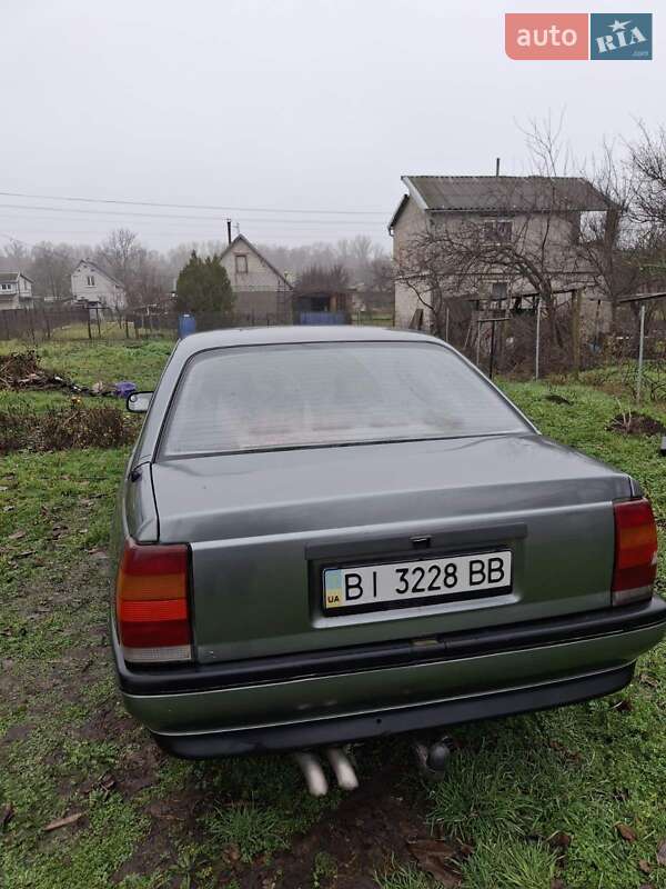 Універсал Opel Omega 1987 в Кам'янському