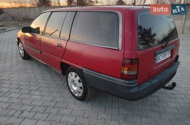Универсал Opel Omega 1987 в Тлумаче