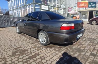 Седан Opel Omega 2000 в Знаменке
