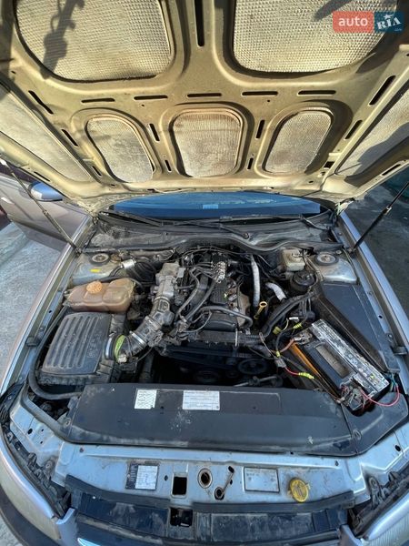 Седан Opel Omega 1995 в Чечельнике
