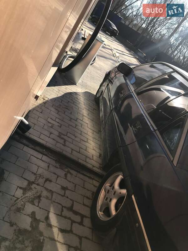 Седан Opel Omega 1987 в Кропивницком