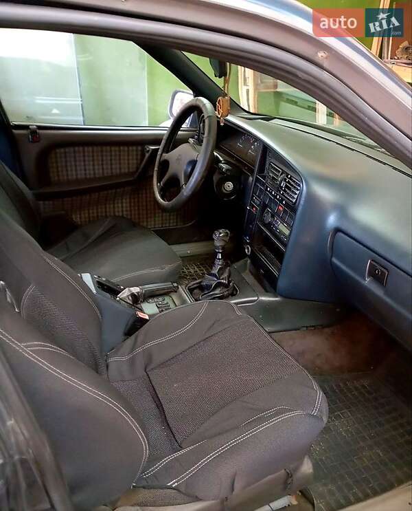 Opel Omega 1990