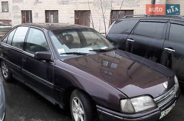 Седан Opel Omega 1991 в Киеве