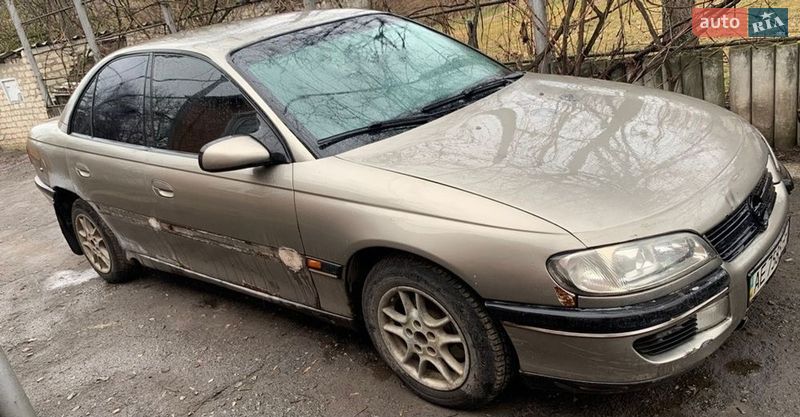 Седан Opel Omega 1999 в Балаклії