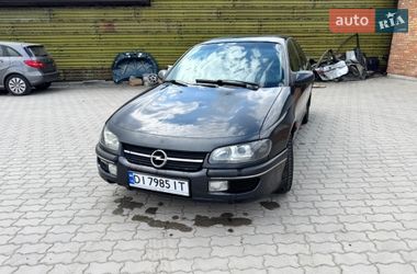 Седан Opel Omega 1995 в Львове