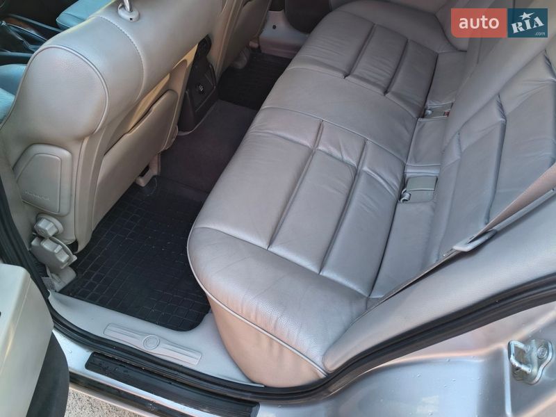 Седан Opel Omega 2003 в Киеве