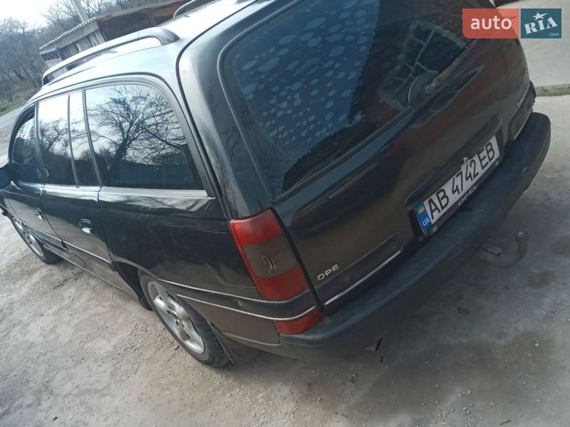 Універсал Opel Omega 1996 в Бердичеві
