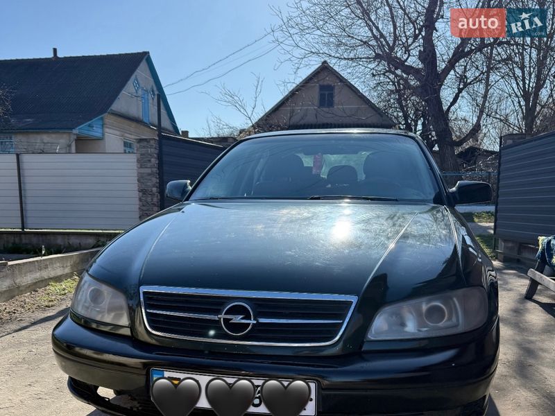 Opel Omega 2003