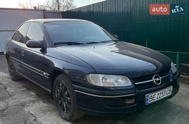 Седан Opel Omega 1995 в Новоукраинке
