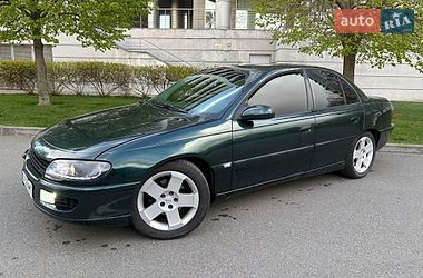 Седан Opel Omega 1997 в Киеве