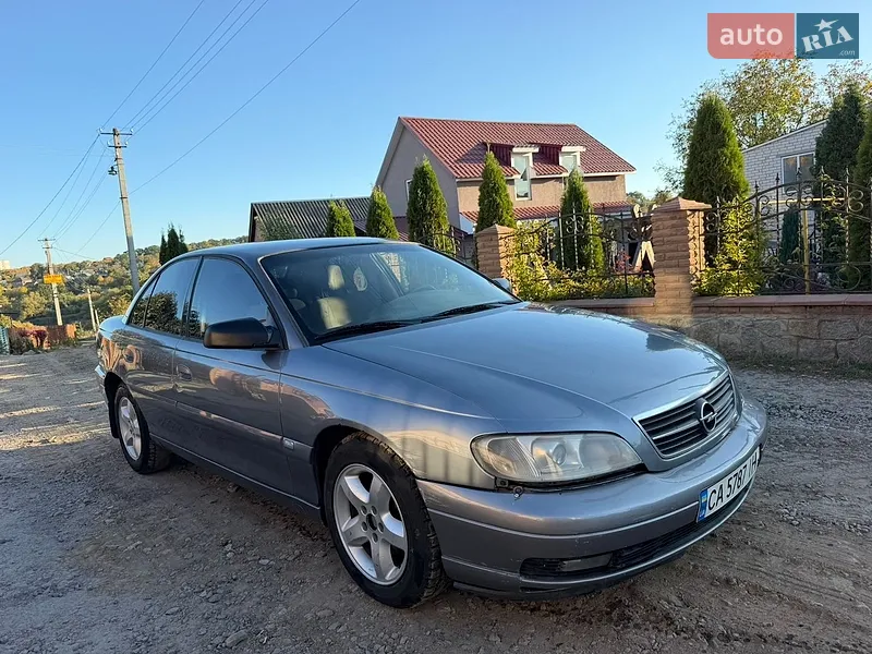Opel Omega 2003