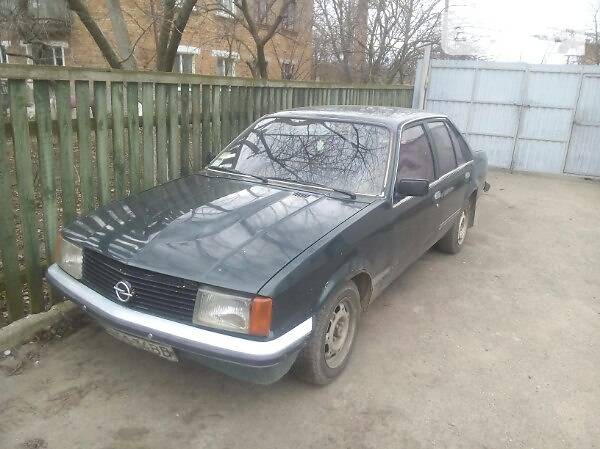 Седан Opel Rekord 1981 в Житомире