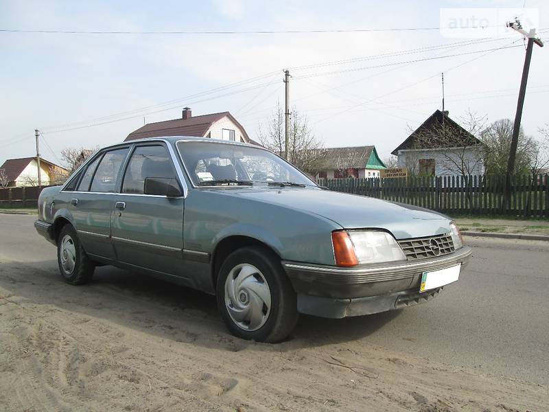  Opel Rekord 1986 в Березному