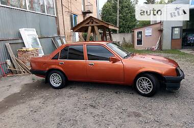 Седан Opel Rekord 1985 в Летичеве