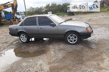 Седан Opel Rekord 1983 в Калуше