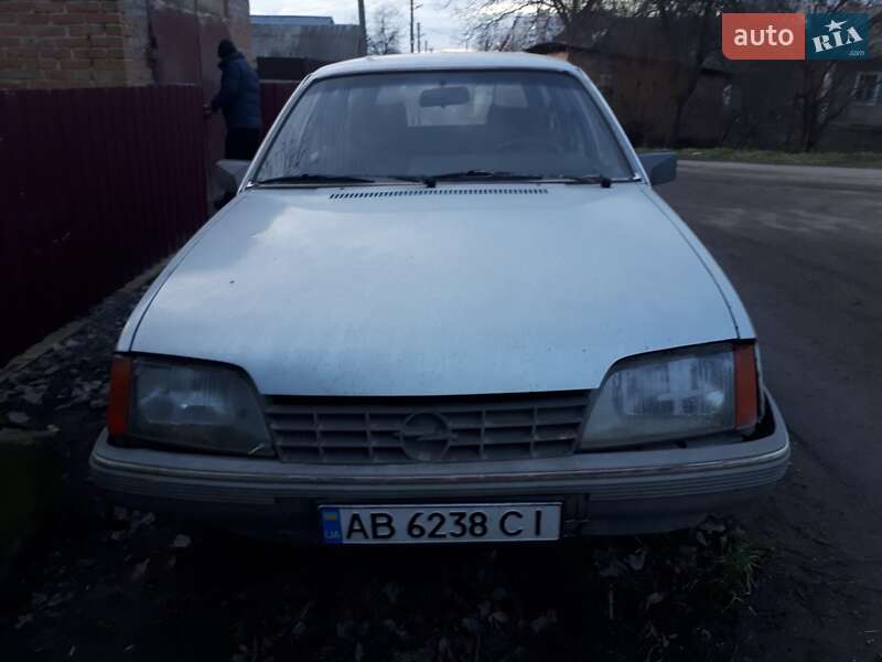 Універсал Opel Rekord 1983 в Вінниці
