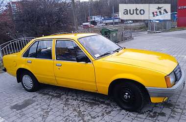 Седан Opel Rekord 1980 в Тернополі