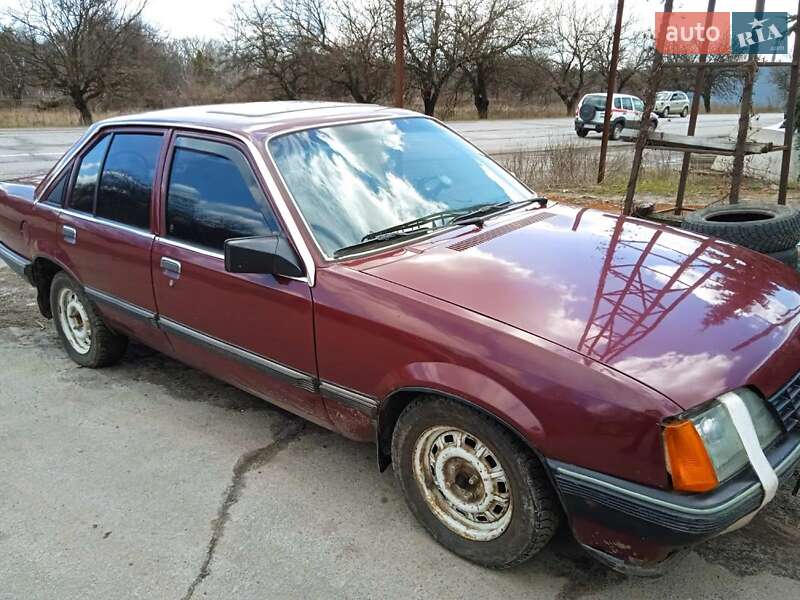 Opel Rekord 1983