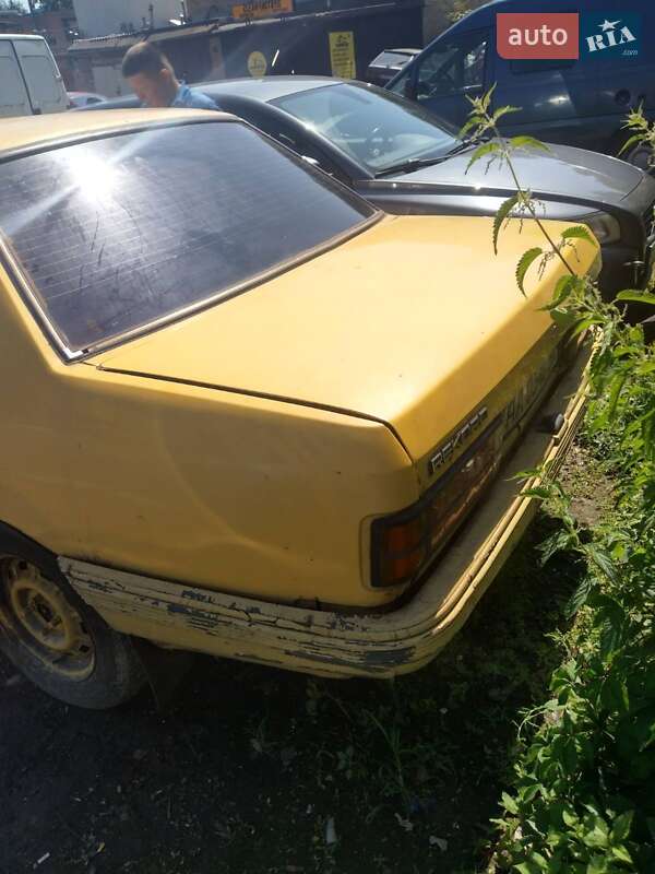 Седан Opel Rekord 1979 в Киеве