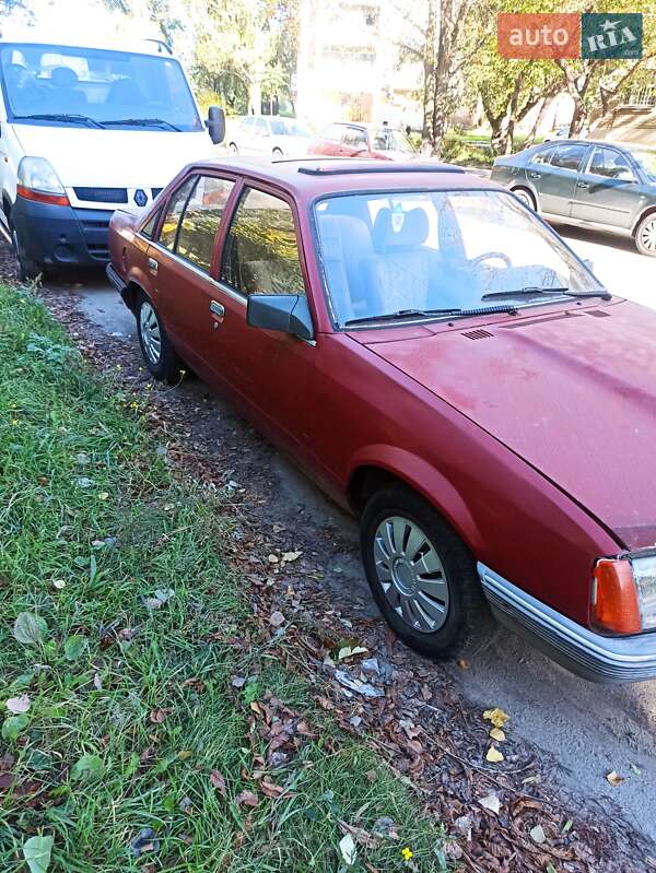 Седан Opel Rekord 1985 в Запоріжжі