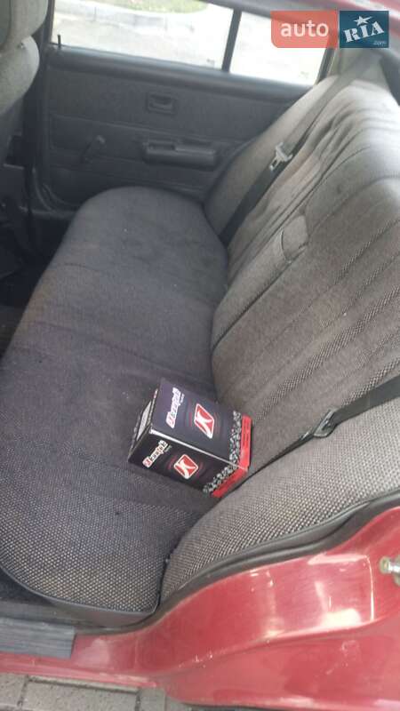 Седан Opel Rekord 1985 в Жидачове