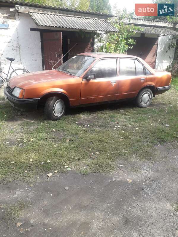 Седан Opel Rekord 1984 в Новоархангельську фото 2 Седан Opel Rekord 1984 в Новоархангельську