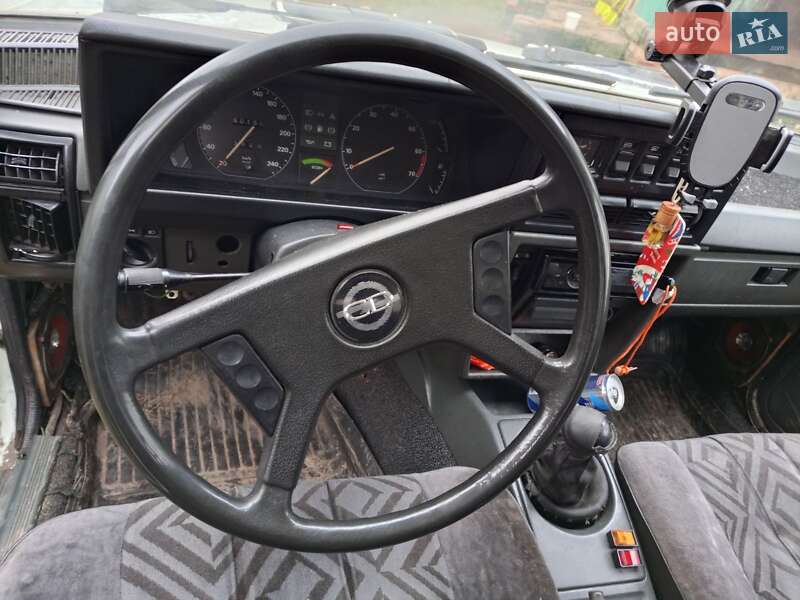 Універсал Opel Rekord 1986 в Конотопі