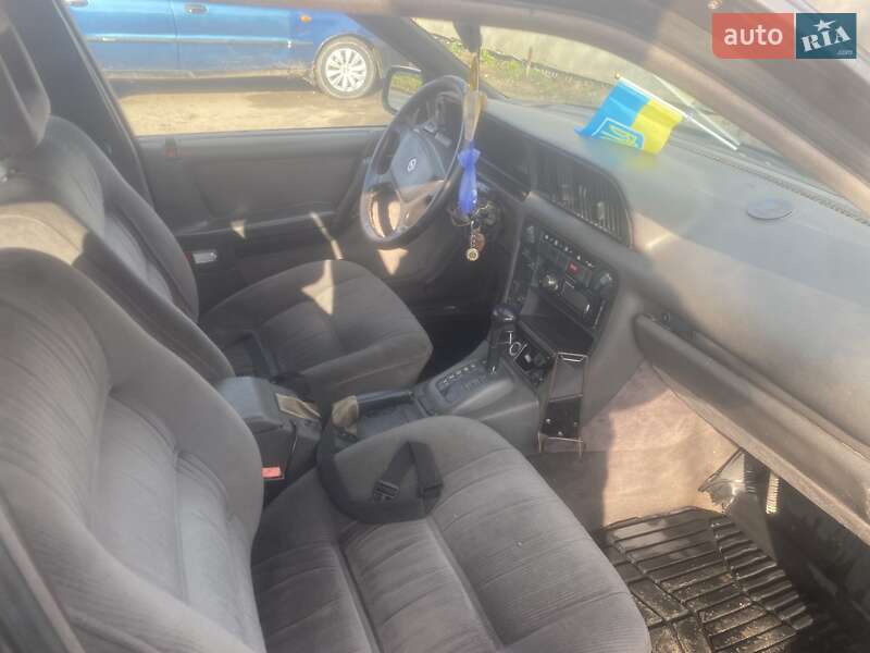 Седан Opel Senator 1988 в Килии