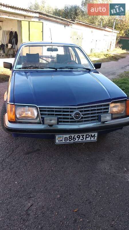 Седан Opel Senator 1979 в Нежине