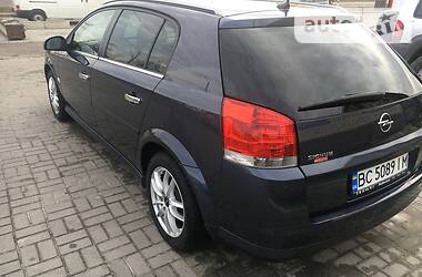 Хэтчбек Opel Signum 2007 в Стрые