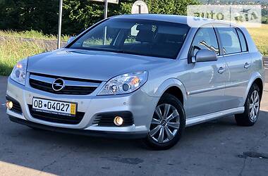 Універсал Opel Signum 2009 в 