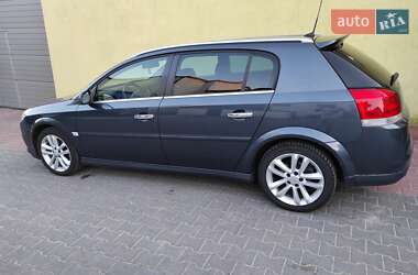 Ліфтбек Opel Signum 2007 в Кременці