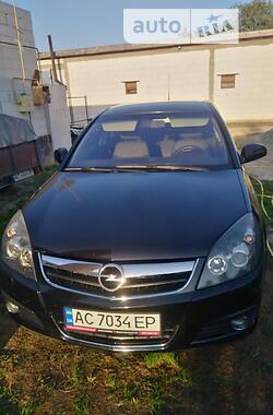Хэтчбек Opel Signum 2008 в Луцке