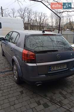 Хетчбек Opel Signum 2003 в Чернівцях