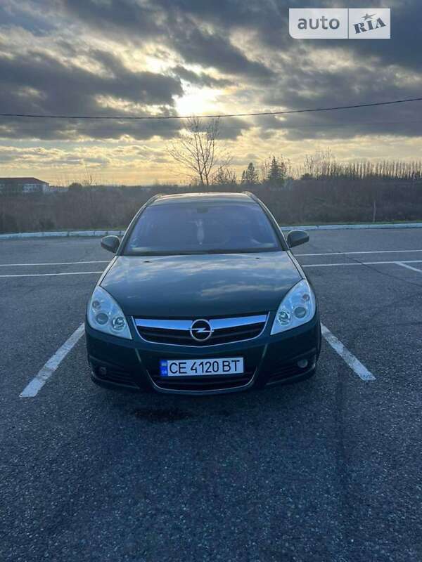 Хэтчбек Opel Signum 2005 в Черновцах