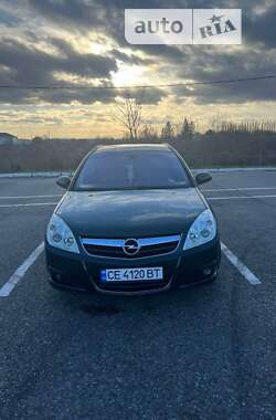 Хэтчбек Opel Signum 2005 в Черновцах