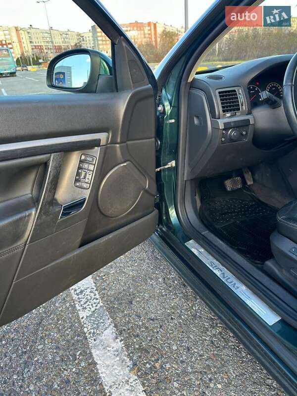 Хэтчбек Opel Signum 2005 в Черновцах