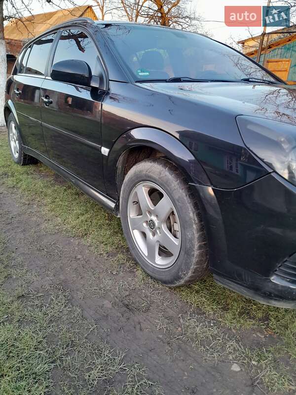 Хэтчбек Opel Signum 2007 в Черновцах